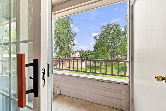Building Photo - $2,030.95, 2 Beds - 2.5 Bath, Condo in Denver with Central A/C!