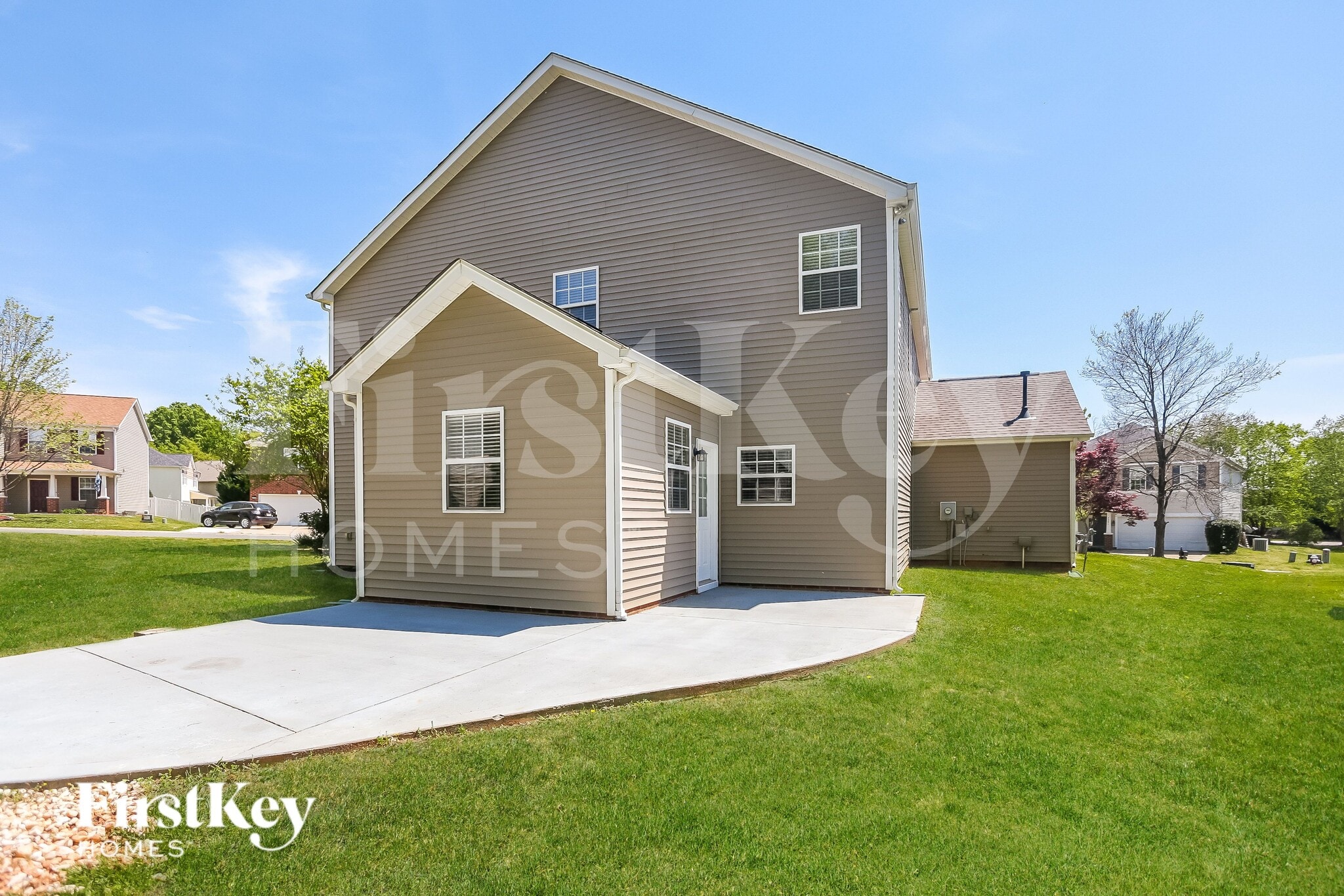 Building Photo - 2300 Silver Run Dr