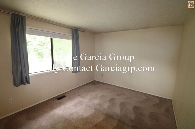Building Photo - 9585 SW New Forest Dr