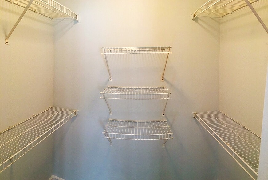 The large walk-in master bedroom closet - 190 Hutchinson St NE