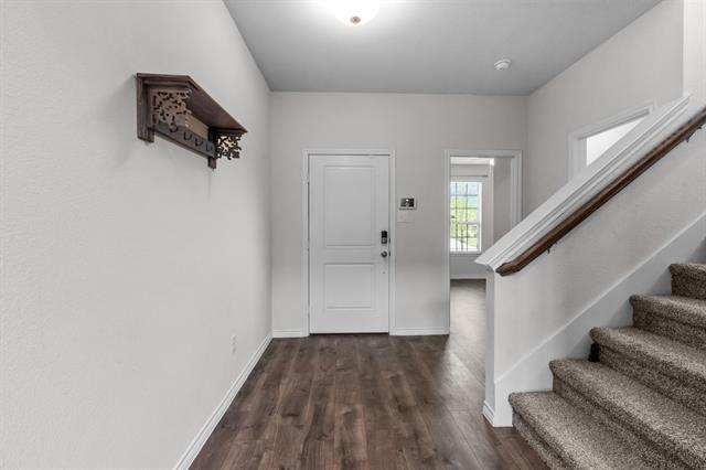 Building Photo - 606 Rawhide Way