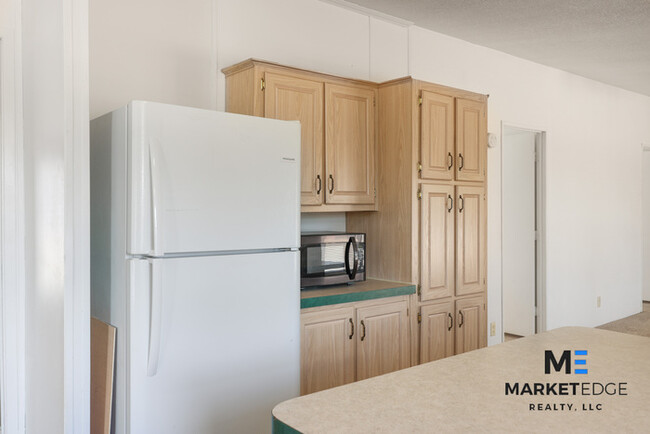 Building Photo - 5Bed/3Bath Home in Buckeye, AZ! Ready for ...