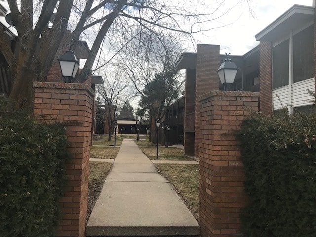 Building Photo - Beautiful Washington Terrace Apartment with carport and central air