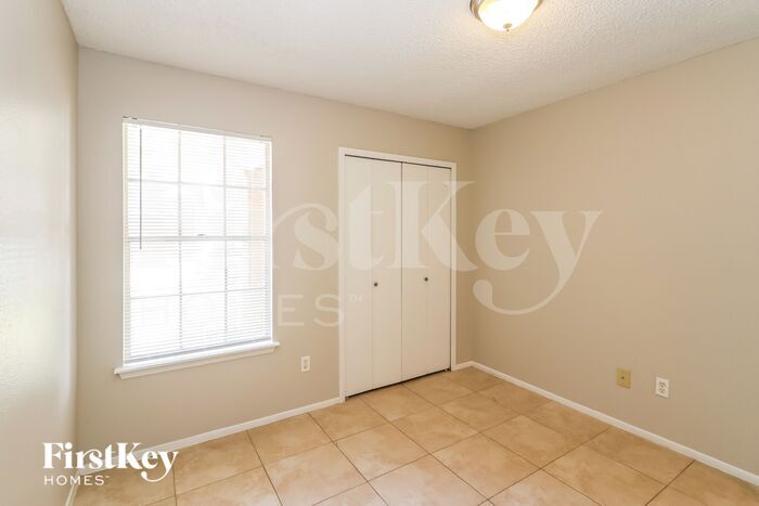 Building Photo - 7111 Navidad Rd