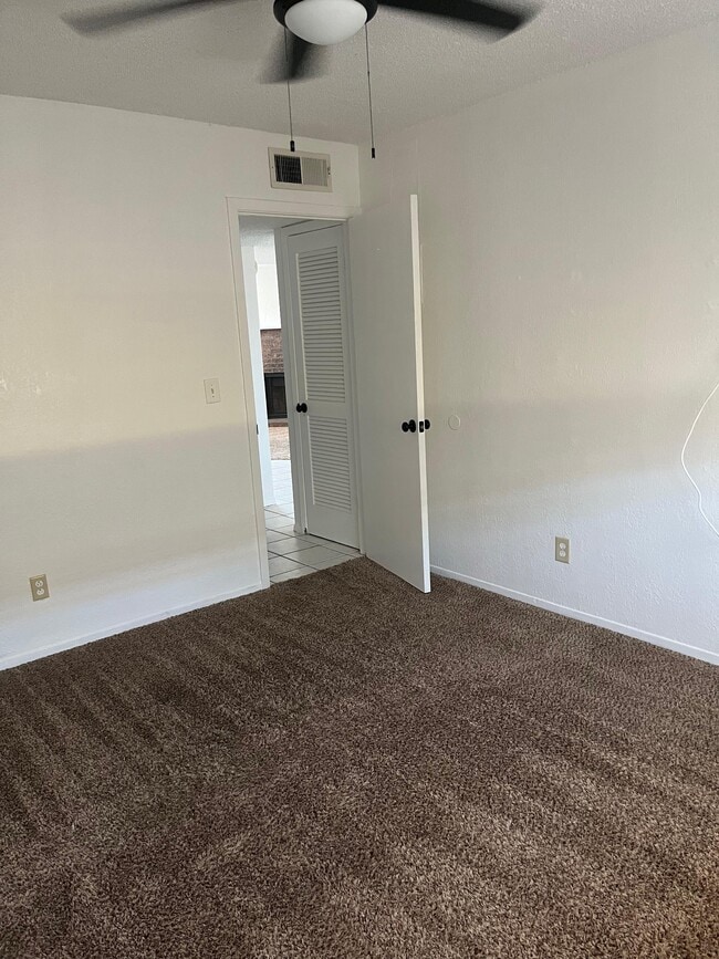 Building Photo - 10501 Cozumel Ln