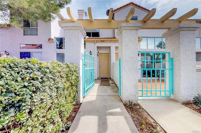 Primary Photo - Heart of Temecula! 3 BR/ 2 story Townhome ...