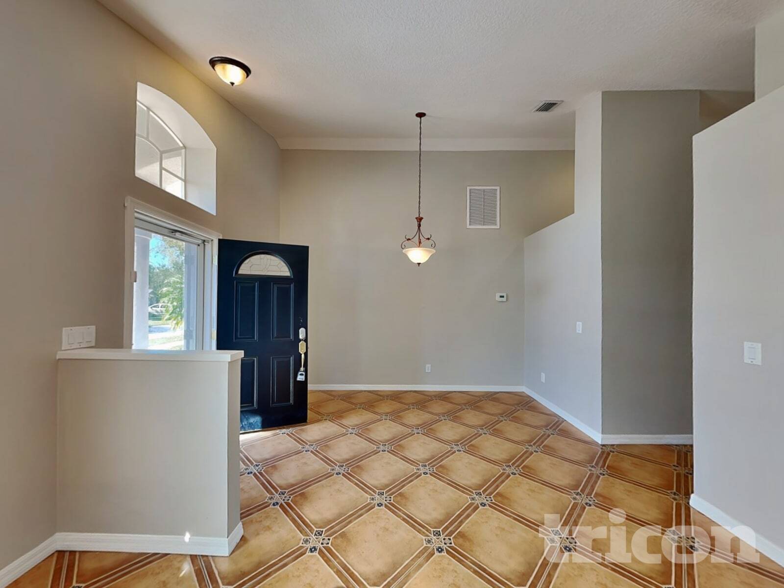 Building Photo - 30843 Birdhouse Dr