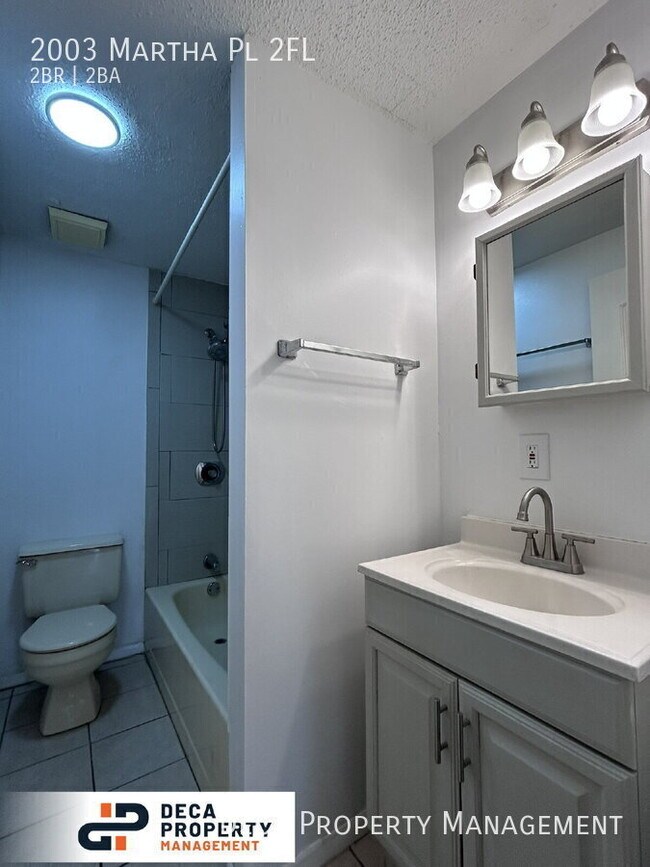 Building Photo - 2003 Martha Pl