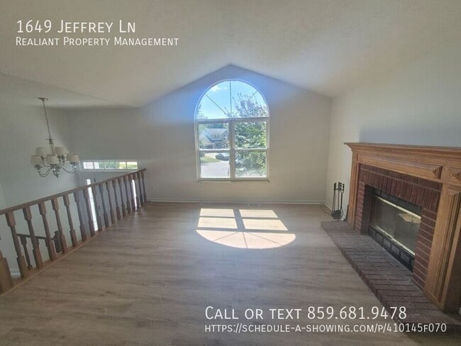 Building Photo - 1649 Jeffrey Ln