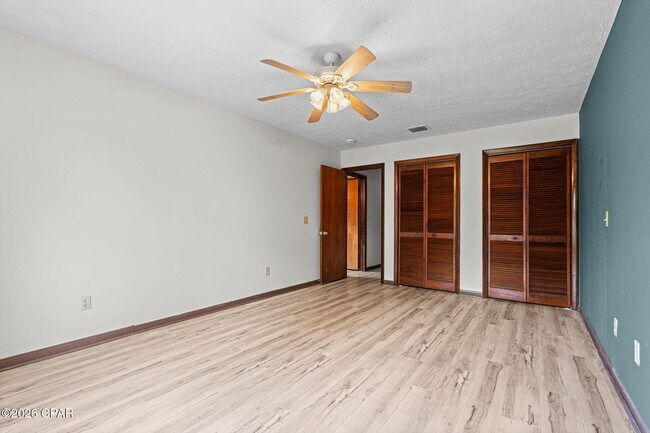 Building Photo - 2194 Briawood Cir