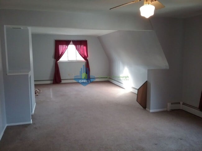 Building Photo - 2-bedroom 1st floor apartment for rent in ...