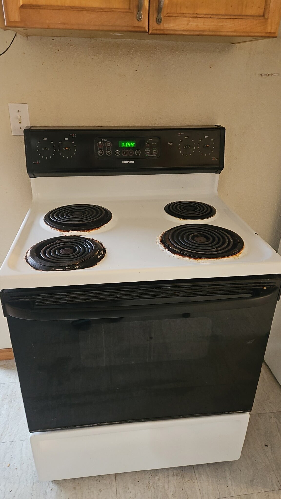 Building Photo - 125 Main St