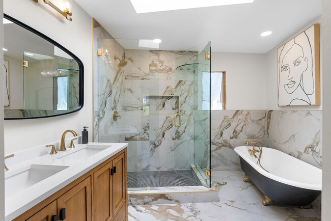Building Photo - Restored Mission Hills Stunner
