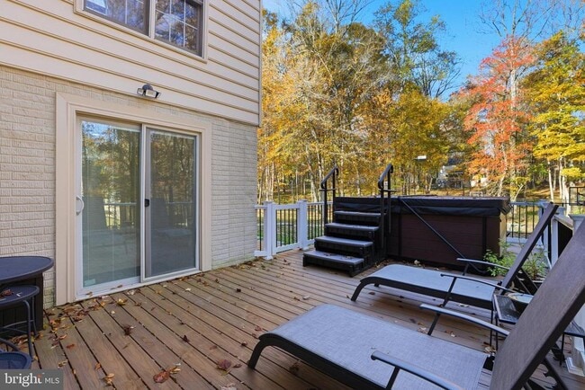 Building Photo - 18136 Hayloft Dr