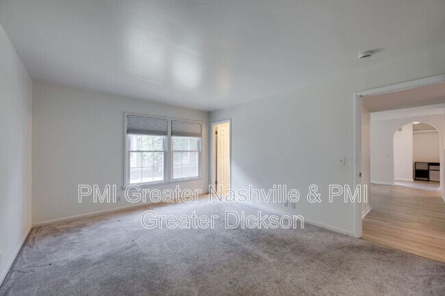 Building Photo - 3000 Hillsboro Pike