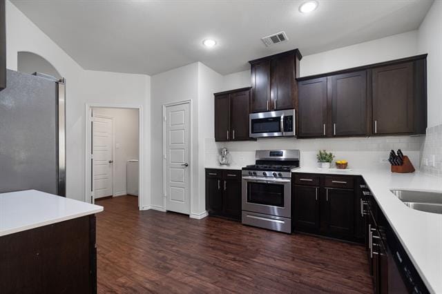 Building Photo - 3613 Sabine Dr