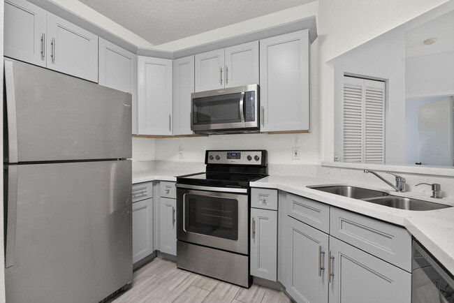 Building Photo - 1263 SW 48th Terrace