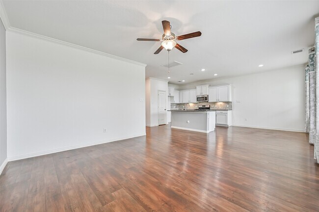 Building Photo - 4511 Apple Point Ln