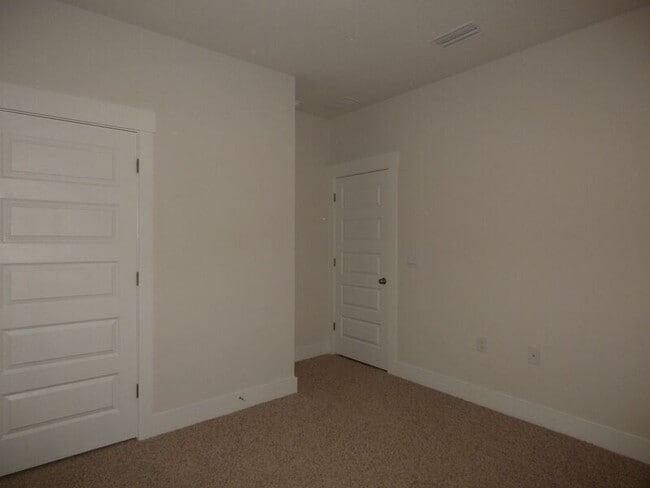 Building Photo - 5753 Danbury Blvd