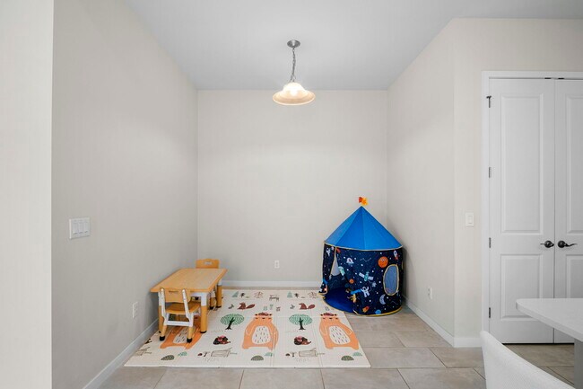 Building Photo - 14720 Kingfisher Lp