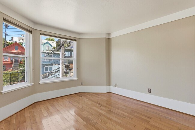 Building Photo - 2115-2117-2117 22nd St