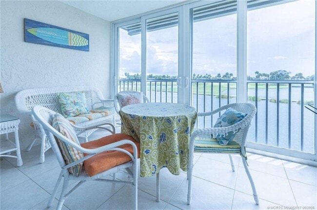 Building Photo - 5596 NE Gulfstream Way