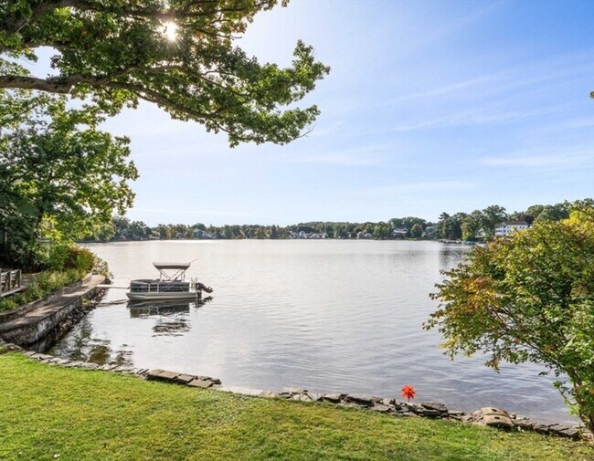 Building Photo - 6 Davis Way