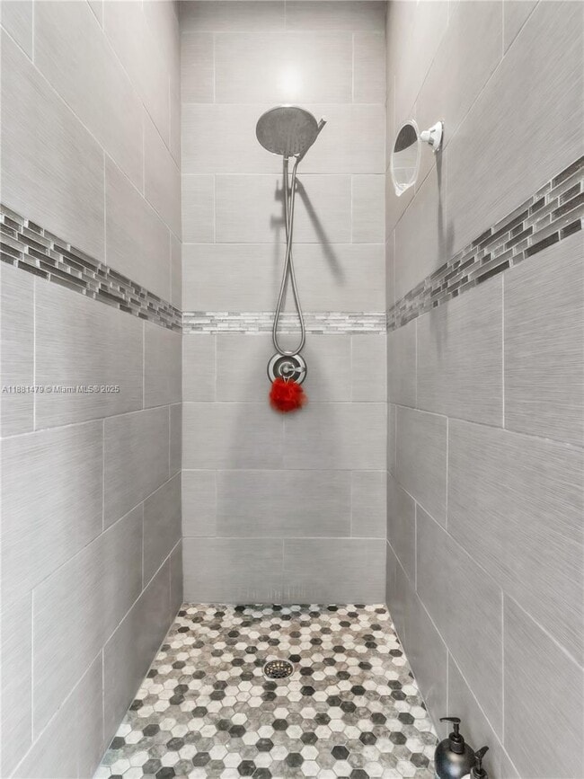 Building Photo - 3366 SW 152nd Pl