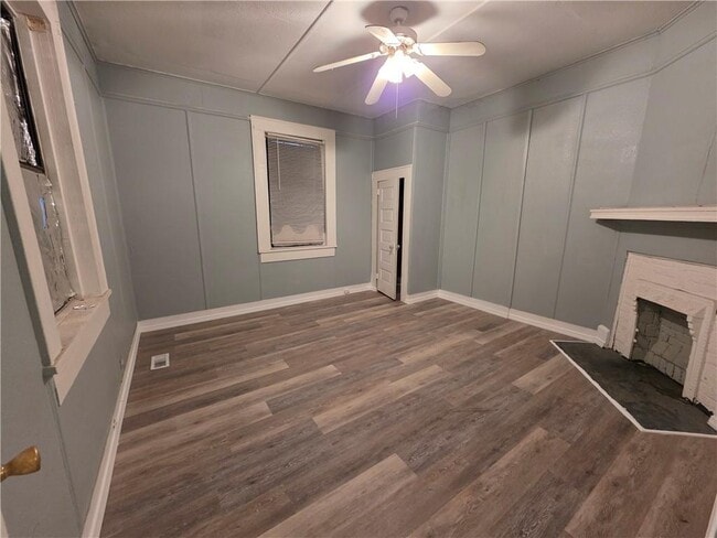 Building Photo - 14 Southern St