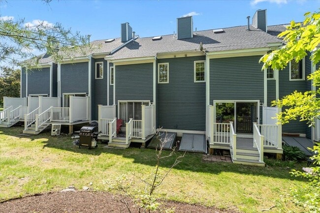 Building Photo - 7 Swift Ln