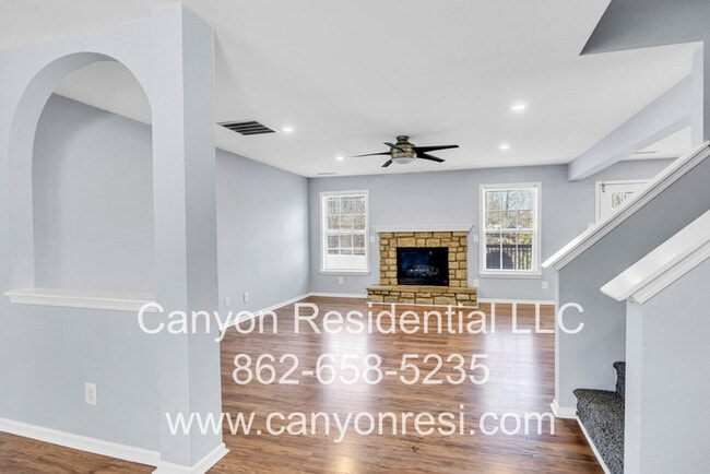 Building Photo - 4148 Salem Springs Ct