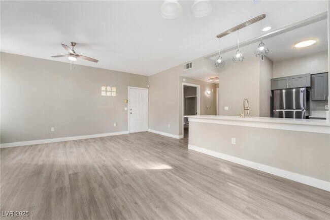 Building Photo - 2251 Wigwam Pkwy