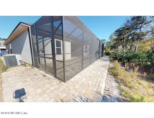 Building Photo - 323 Tate Ln