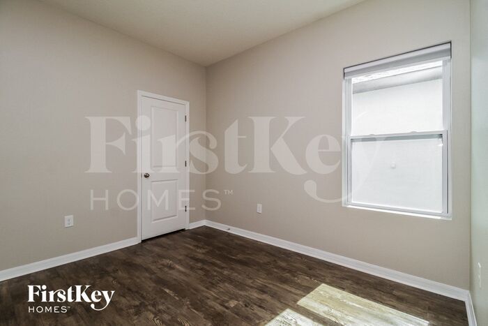 Building Photo - 3009 Nova Scotia Wy