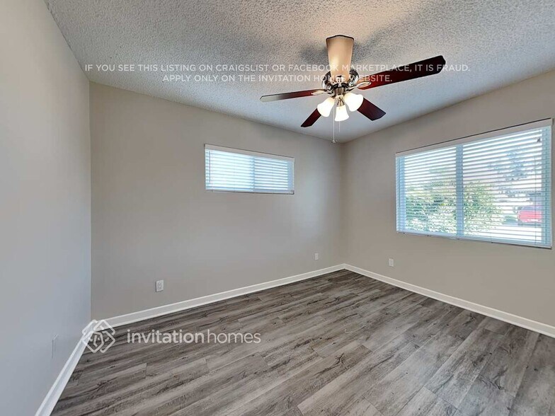 Building Photo - 132 S Olive