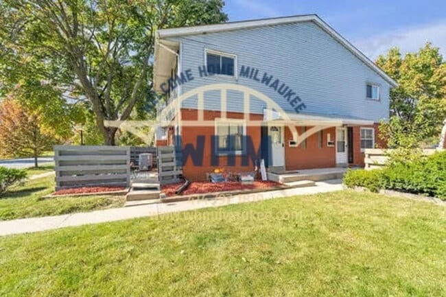 Building Photo - 8608 W Villard Ave