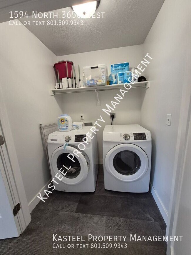 Building Photo - 1594 N 3650 W