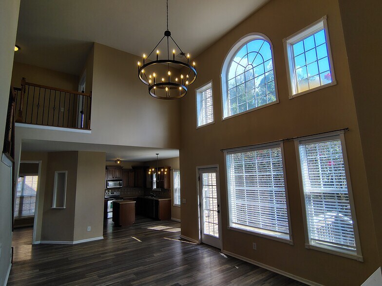 Building Photo - 110 Ruland Cir