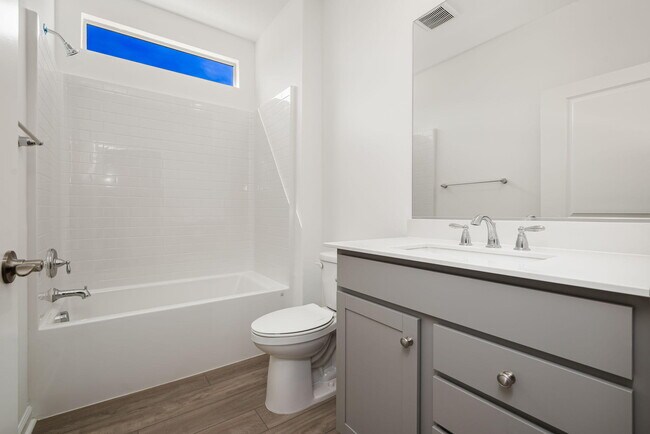 Building Photo - 78879 Fortuna Pl