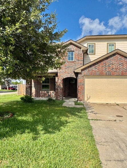 Building Photo - 8126 Carillon Way