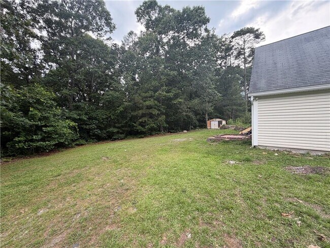 Building Photo - 1526 Lost Mountain Rd