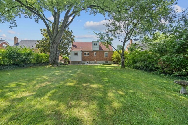 Building Photo - Delhi Township- Cute Single Family 4 bed, ...