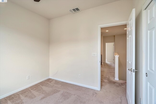 Building Photo - 1139 Genco Terrace