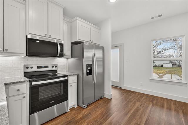 Building Photo - 502 E Kimball St