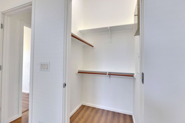 Building Photo - 3808 Menchaca Rd
