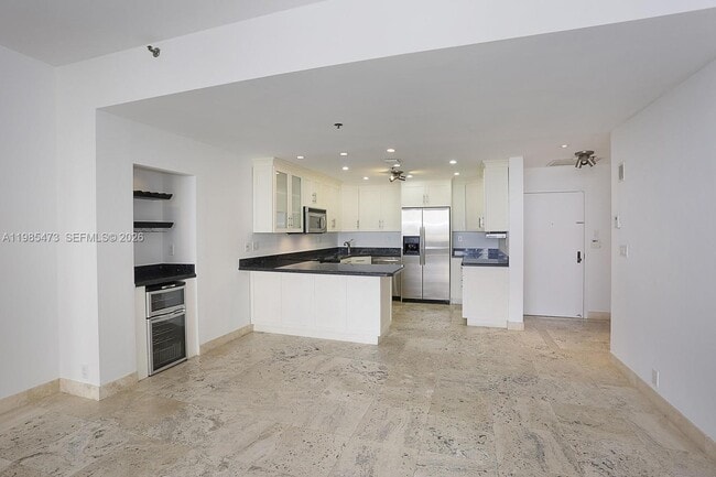 Building Photo - 201 Crandon Blvd