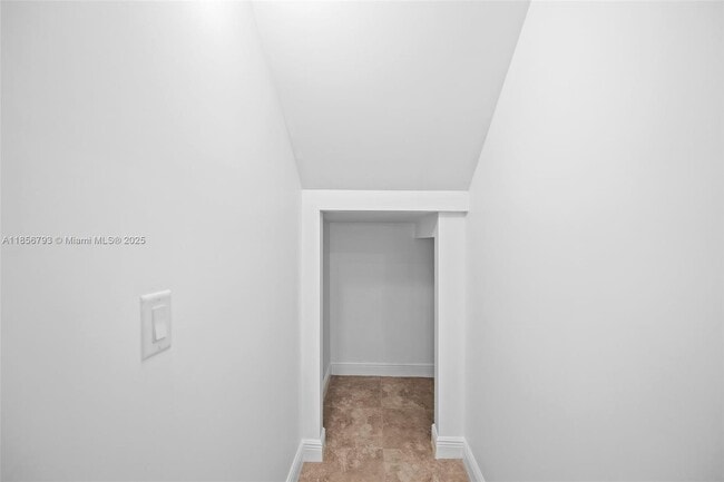 Building Photo - 6907 Pines Cir