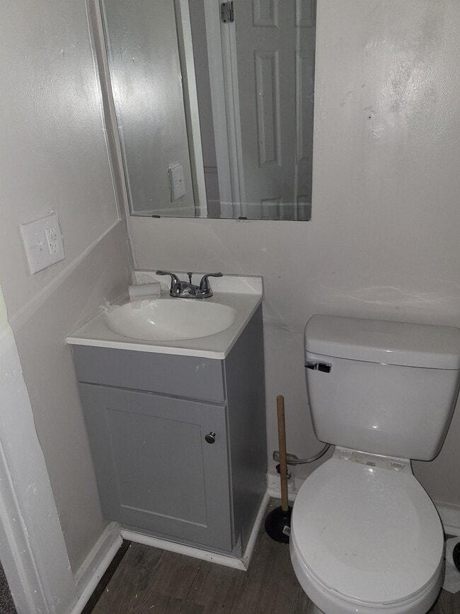 Building Photo - 1213 Wilmington Hwy