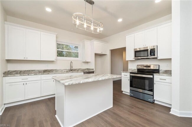 Building Photo - Updated Single Family Home