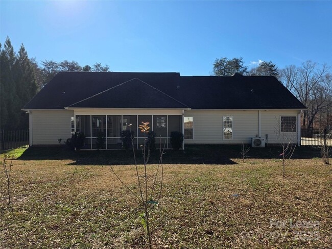 Building Photo - 1682 Lane Rd